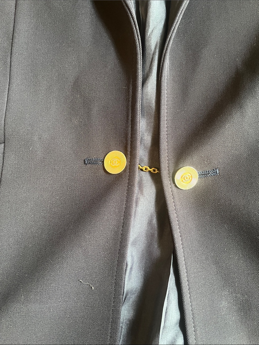 CHANEL Dark Navy Blazer with Gold Buttons - Picture 5 of 16